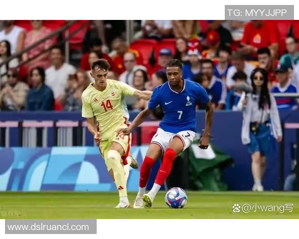 法国队无缘胜利，西班牙队凭梅开二度获胜